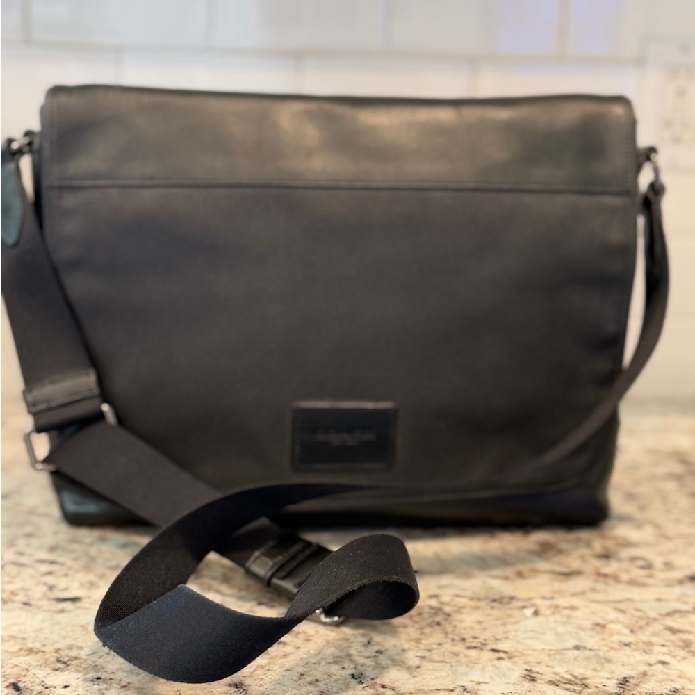 Coach Black Men's Messenger Bag - Picture 3 of 13